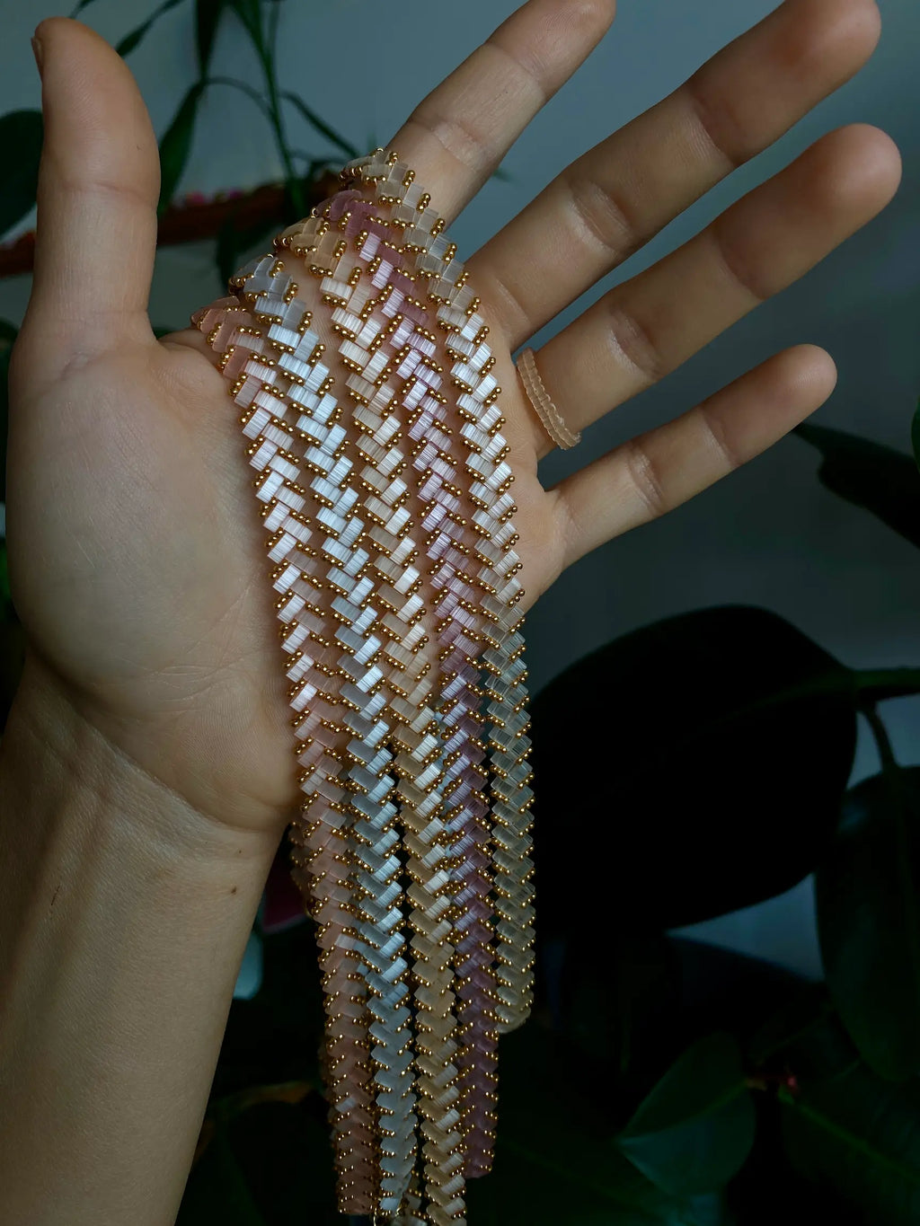 Miyuki Hanawa necklaces variation 